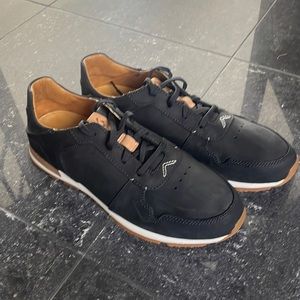 OluKai sneaker